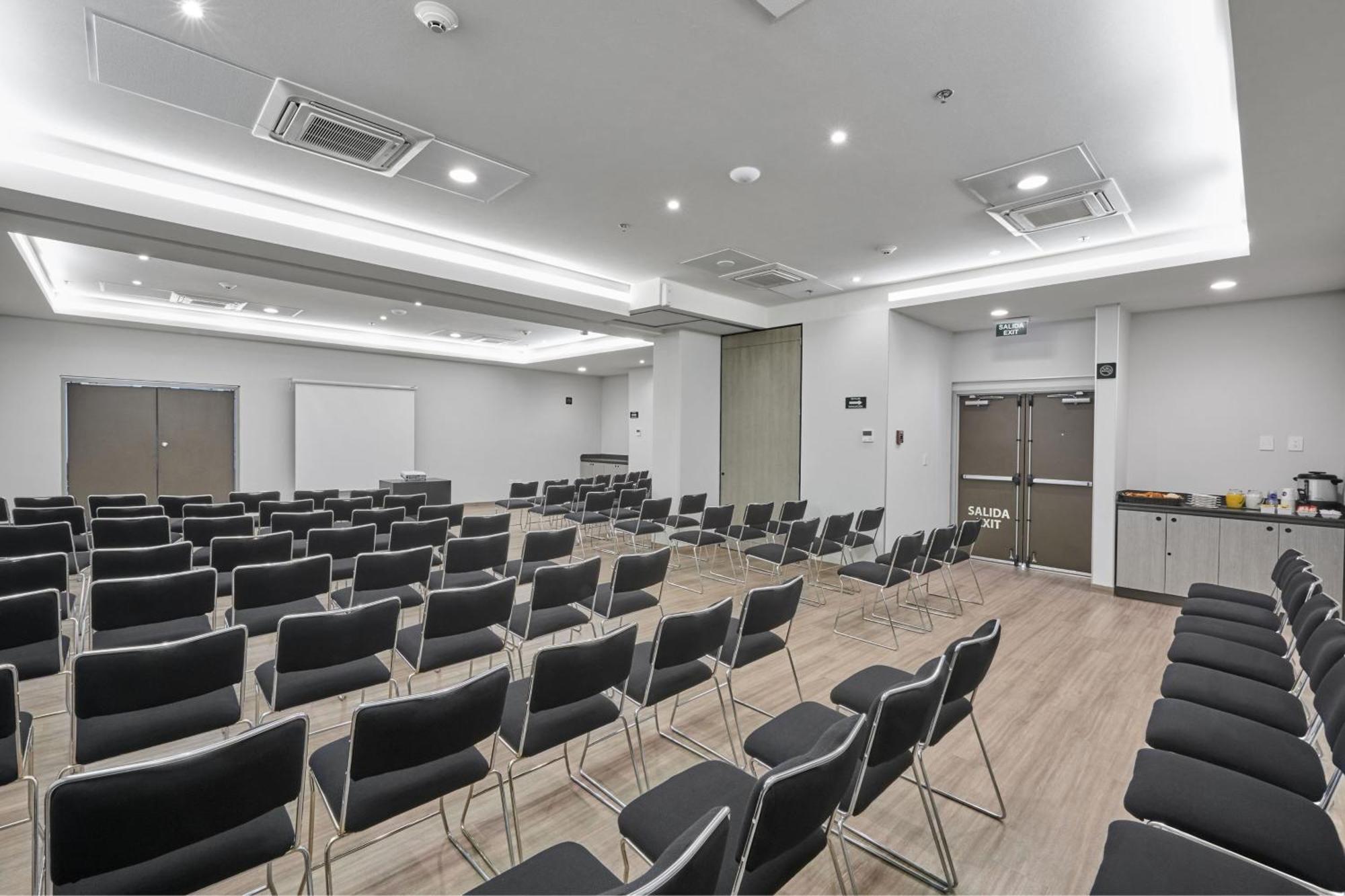 City Express Junior By Marriott Puebla Angelopolis Экстерьер фото