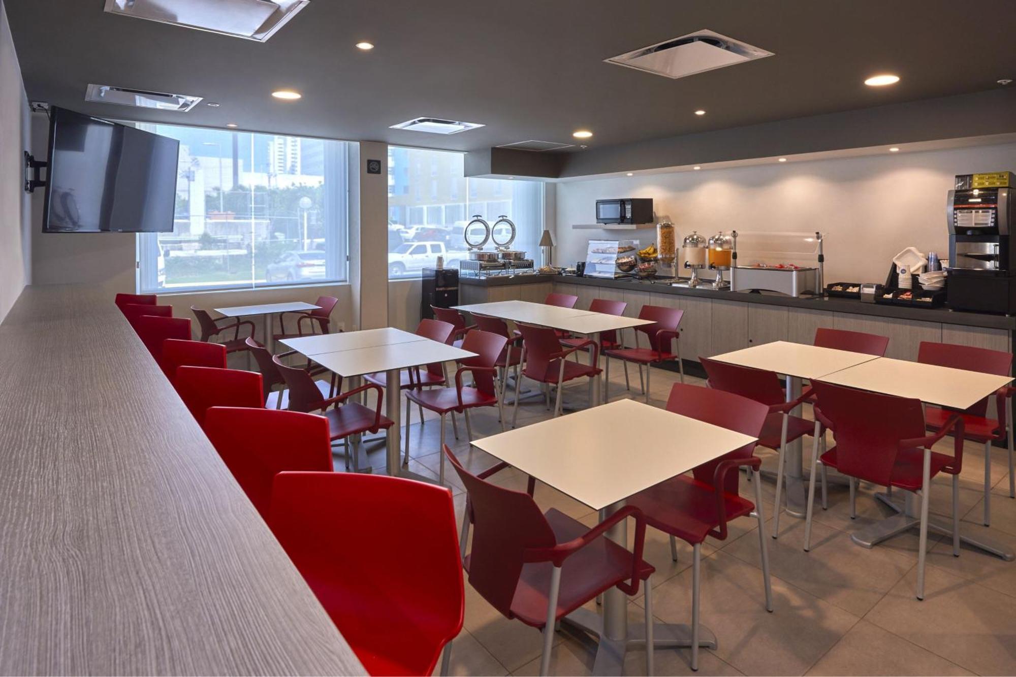 City Express Junior By Marriott Puebla Angelopolis Экстерьер фото
