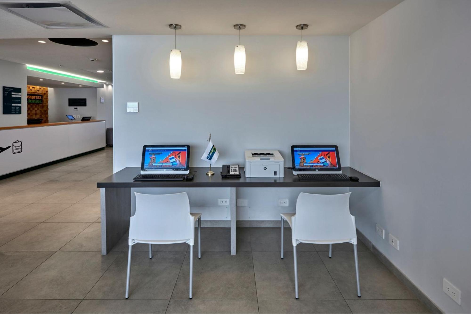 City Express Junior By Marriott Puebla Angelopolis Экстерьер фото
