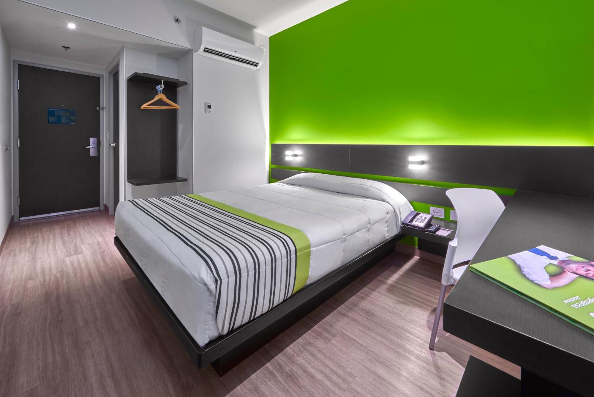City Express Junior By Marriott Puebla Angelopolis Экстерьер фото
