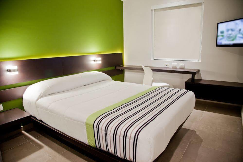 City Express Junior By Marriott Puebla Angelopolis Экстерьер фото